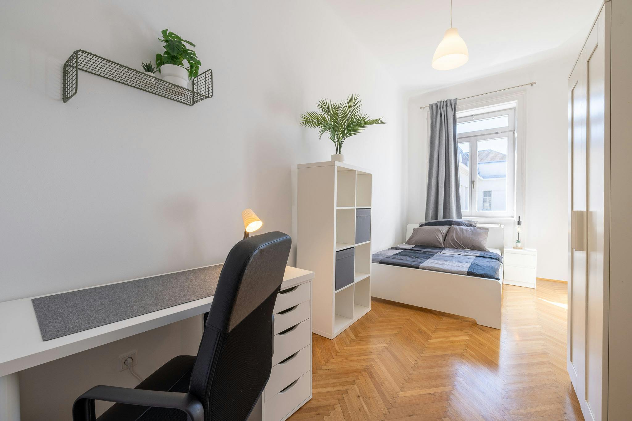 Double room Vienna, 1 bed, 9m² — photo 2