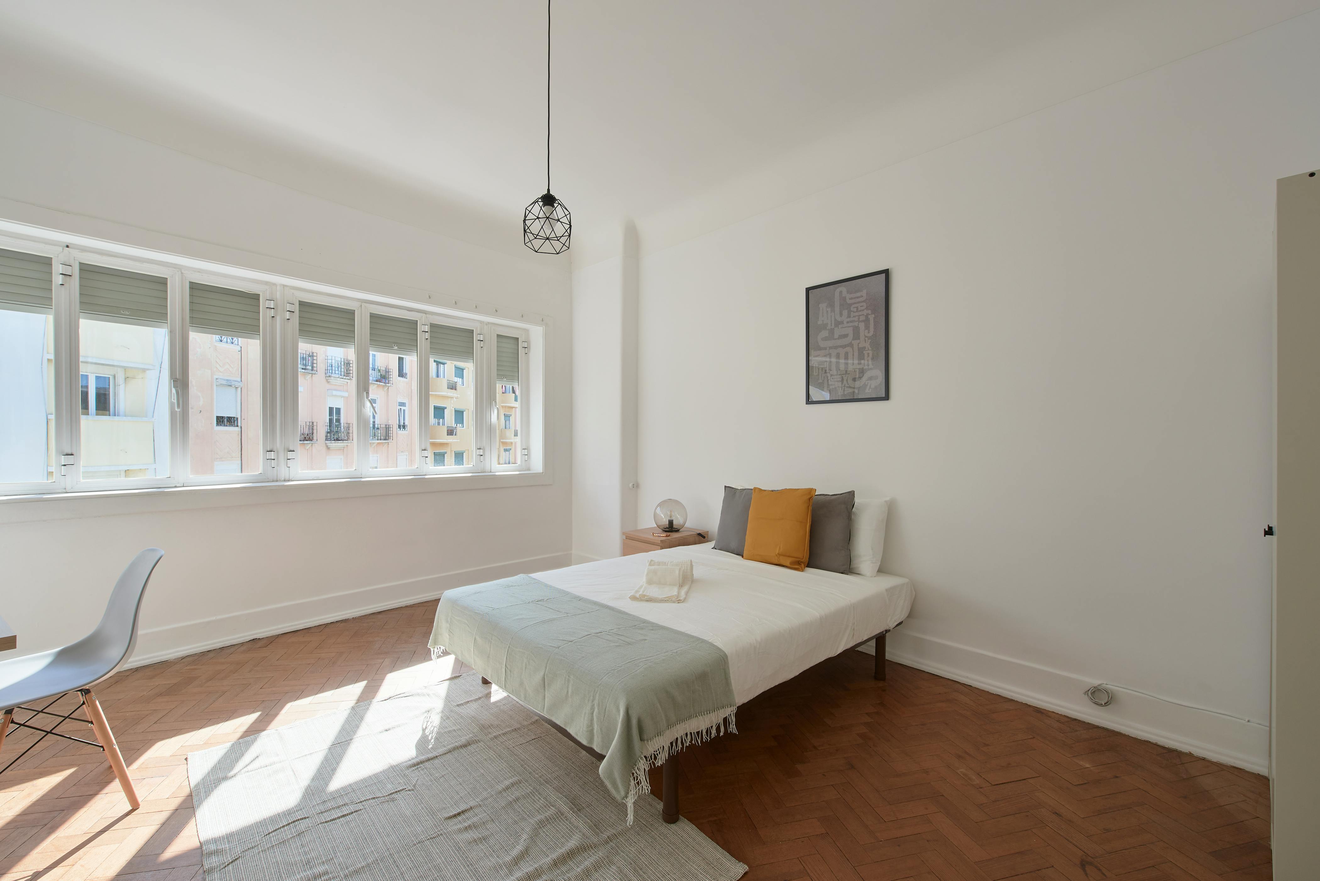 Rua do Forno do Tijolo, Lisbon preview