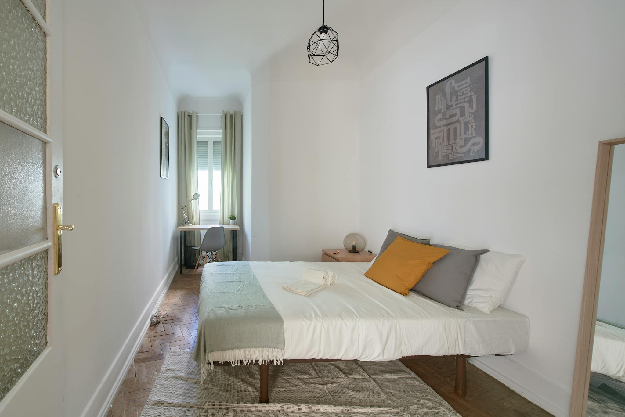 Rua do Forno do Tijolo, Lisbon preview