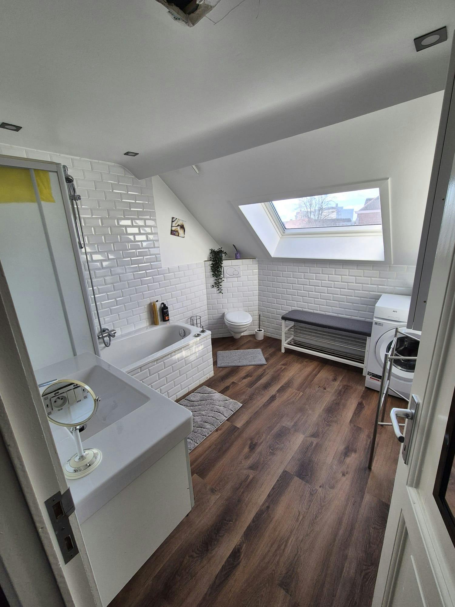 Appartement te huur voor € 2.250 per maand in Gent, Emanuel Hielstraat