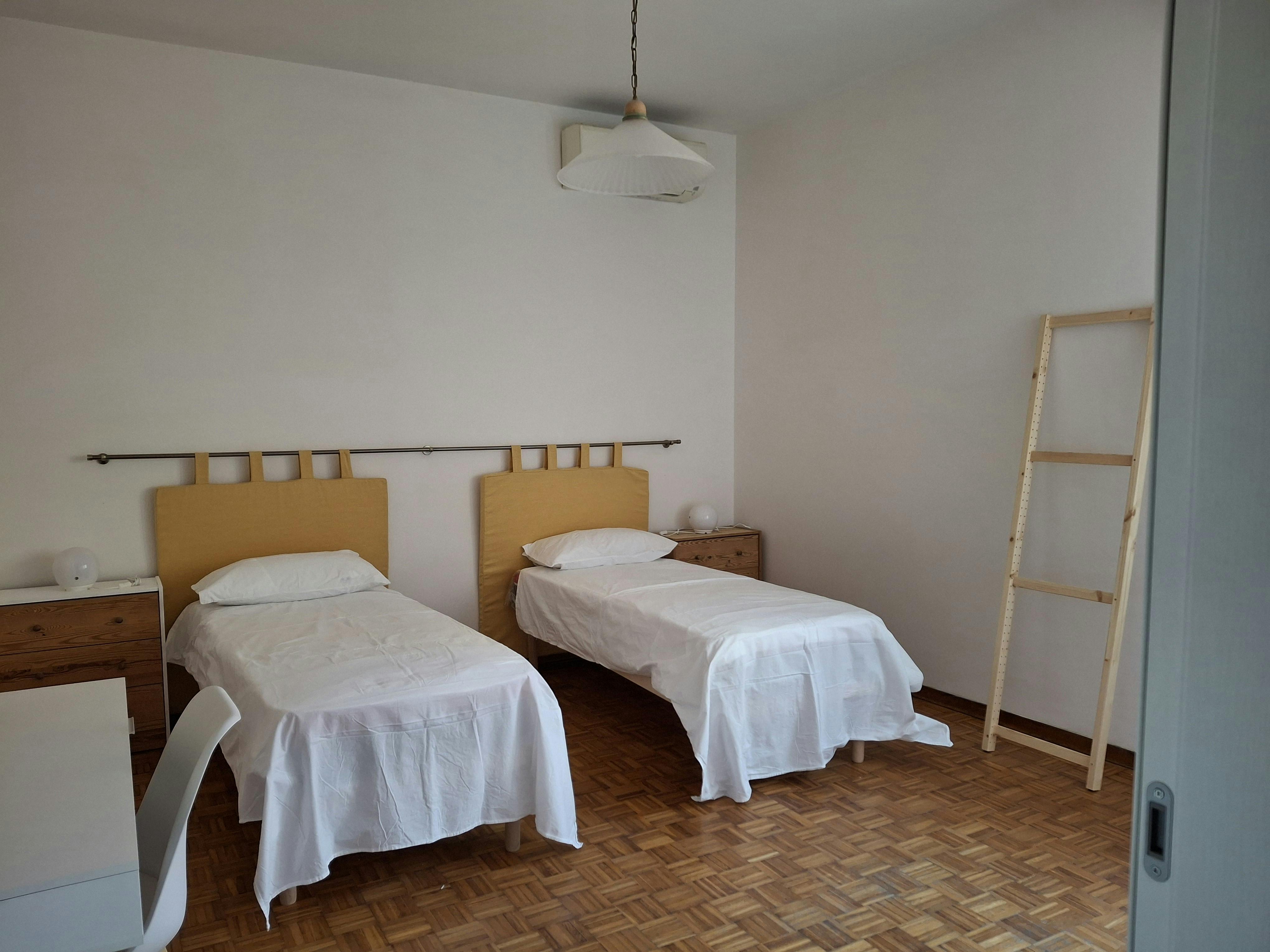 Double room Florence, 1 bed, 18m² — photo 9