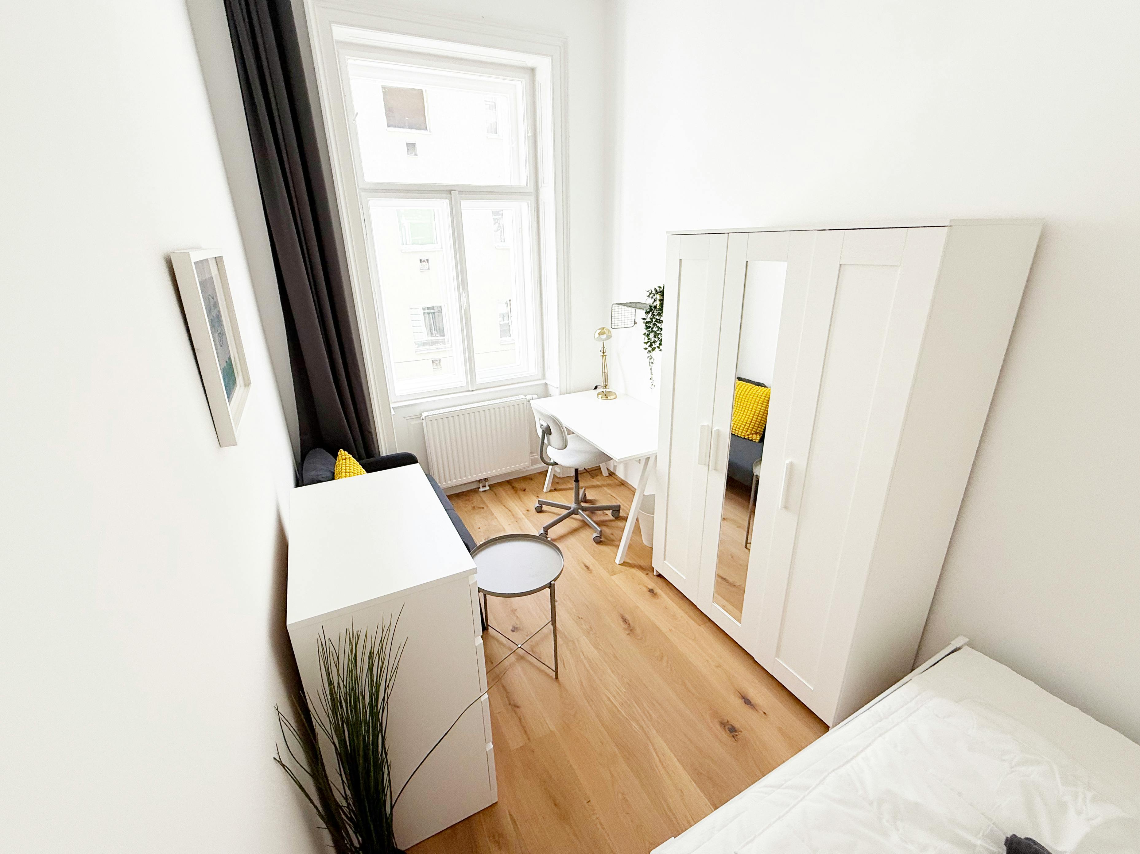 Tigergasse, Vienna preview