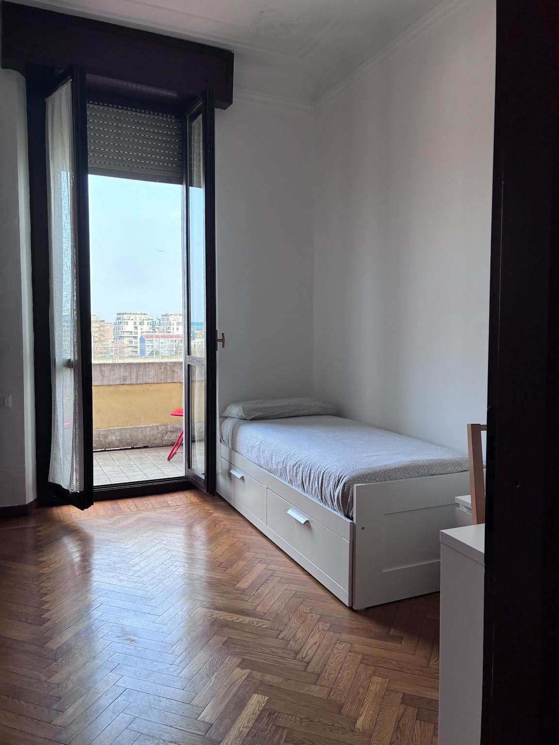 Via Carlo Valvassori Peroni, Milan preview