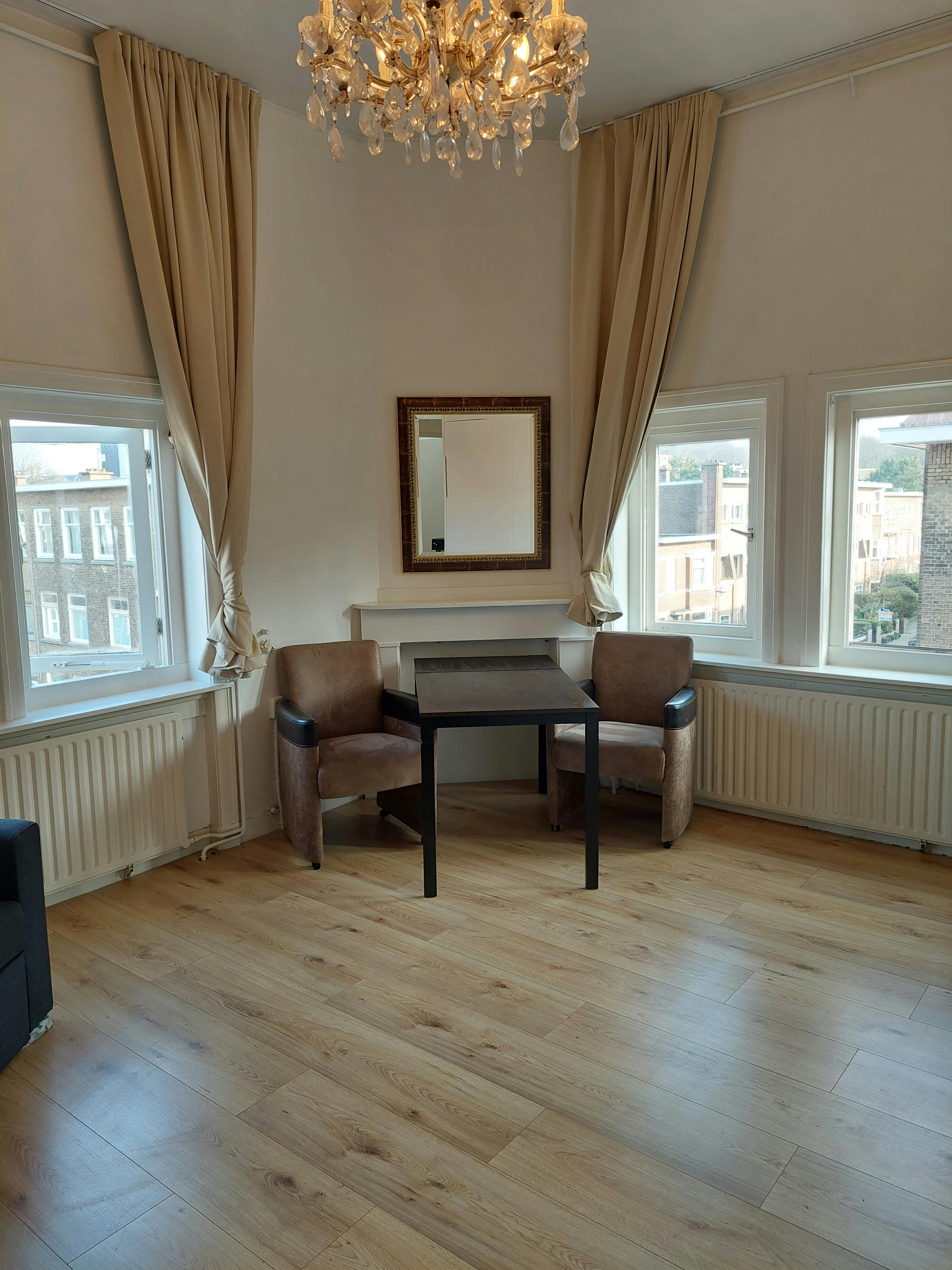 Appartement te huur voor € 1.750 per maand in The Hague, Weissenbruchstraat