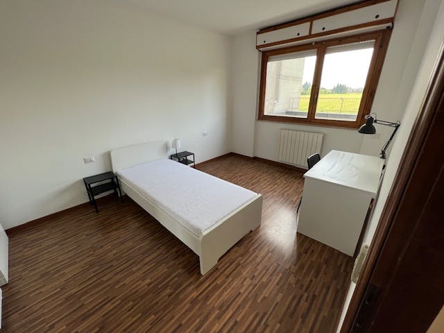 Private room for rent for €650 per month in Vedano al Lambro, Via Adamello