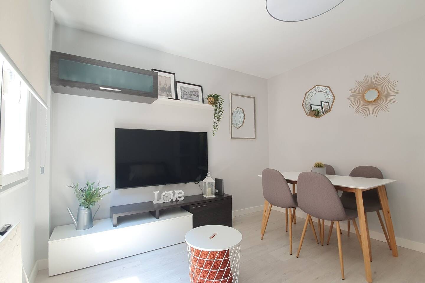 Haus zu mieten für 1.000.000 € pro Monat in Gijón, Calle Linares Rivas