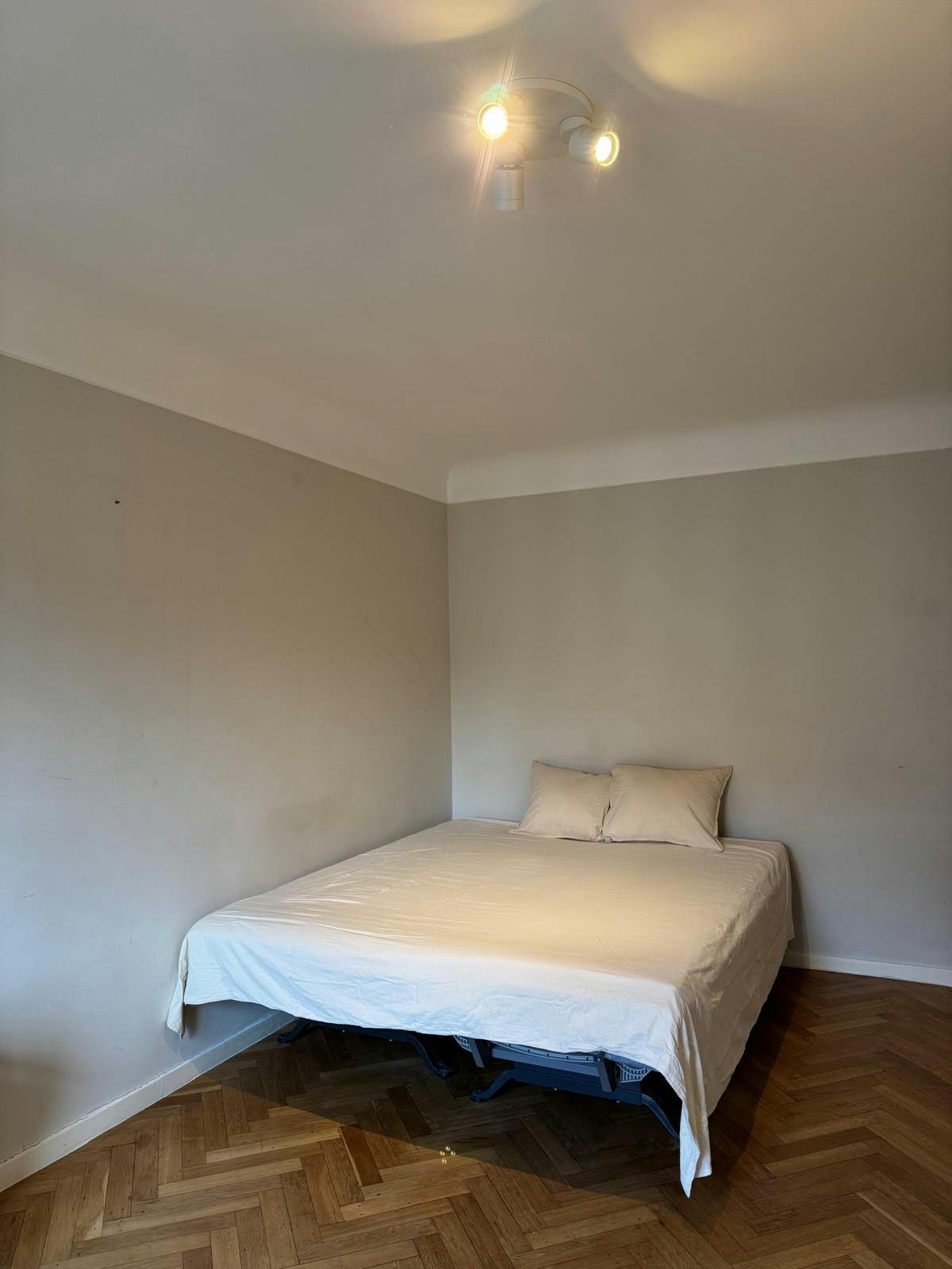 Apartamento en alquiler por 475 € al mes en Brussels, Avenue de Stalingrad