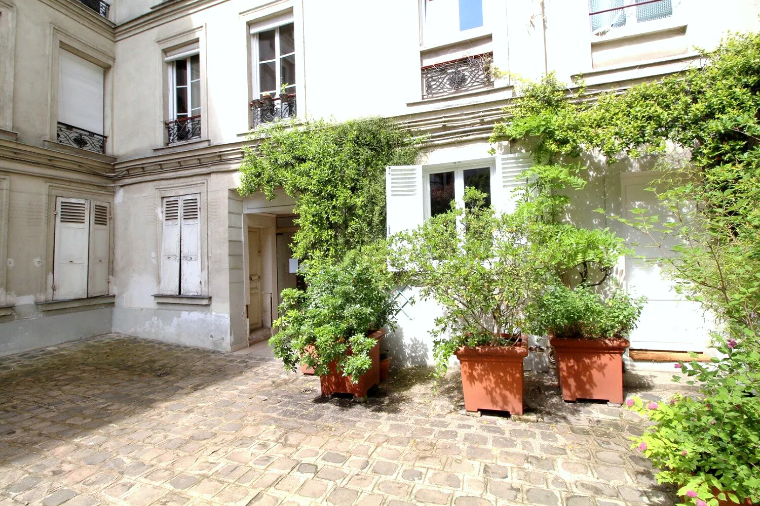 1-Bedroom Apartment in Rue Friant, Paris (1693910) ROOM 3