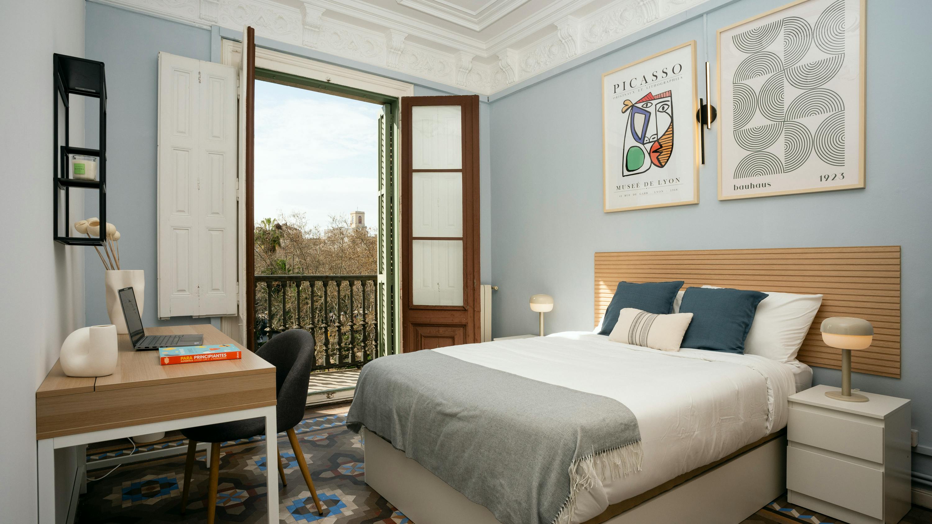 Carrer de Roger de Llúria, Barcelona preview