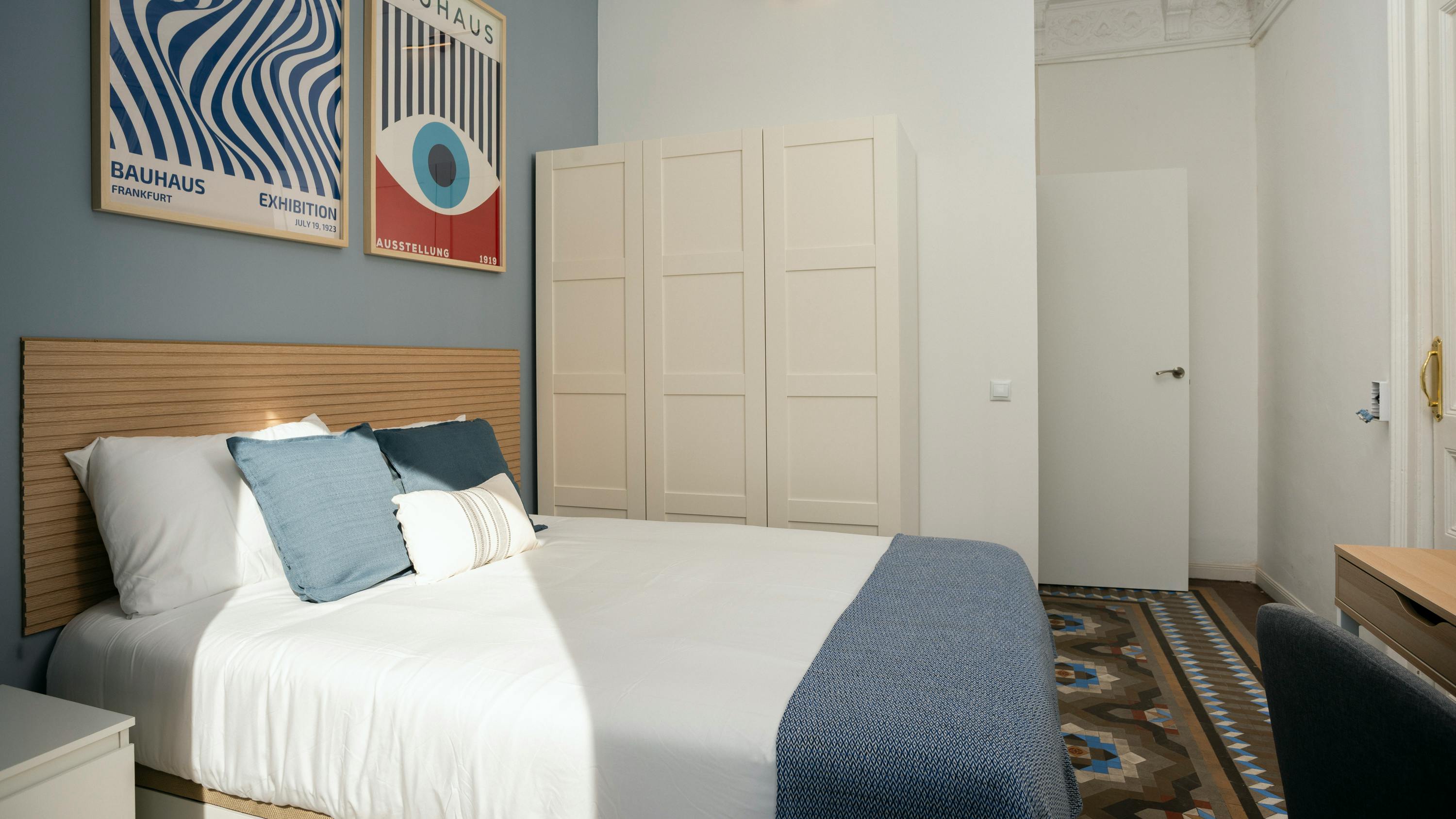 preview gallery tile