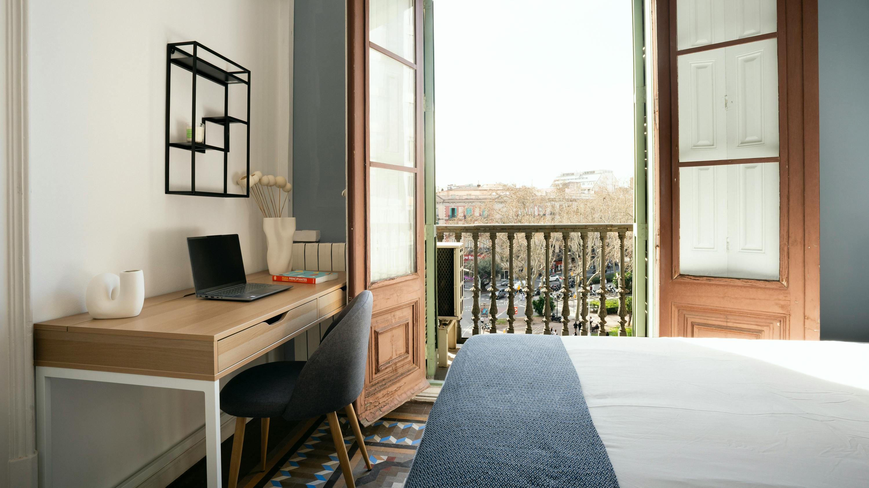 Carrer de Roger de Llúria, Barcelona preview