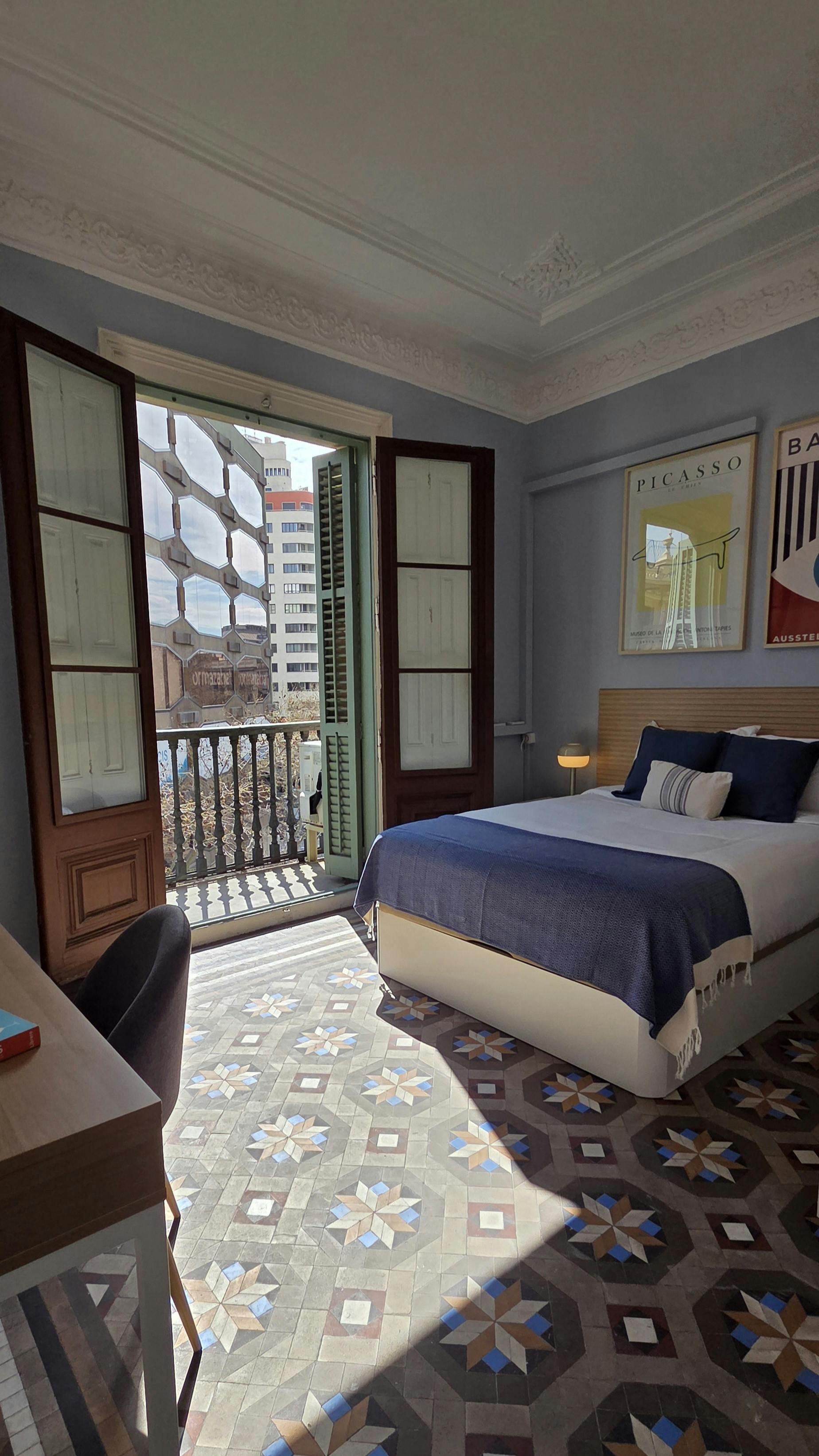 Carrer de Roger de Llúria, Barcelona preview