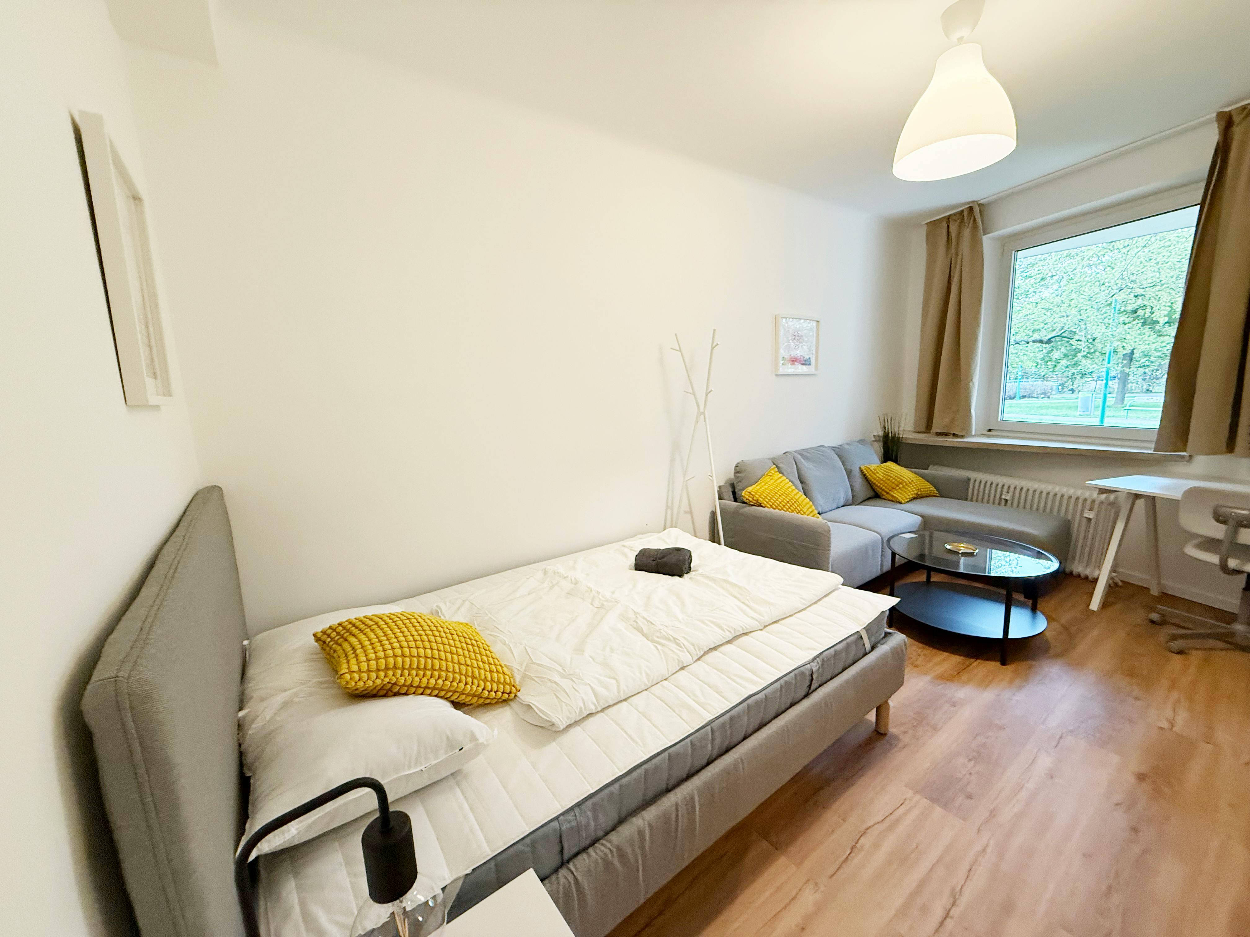 Treustraße, Vienna preview