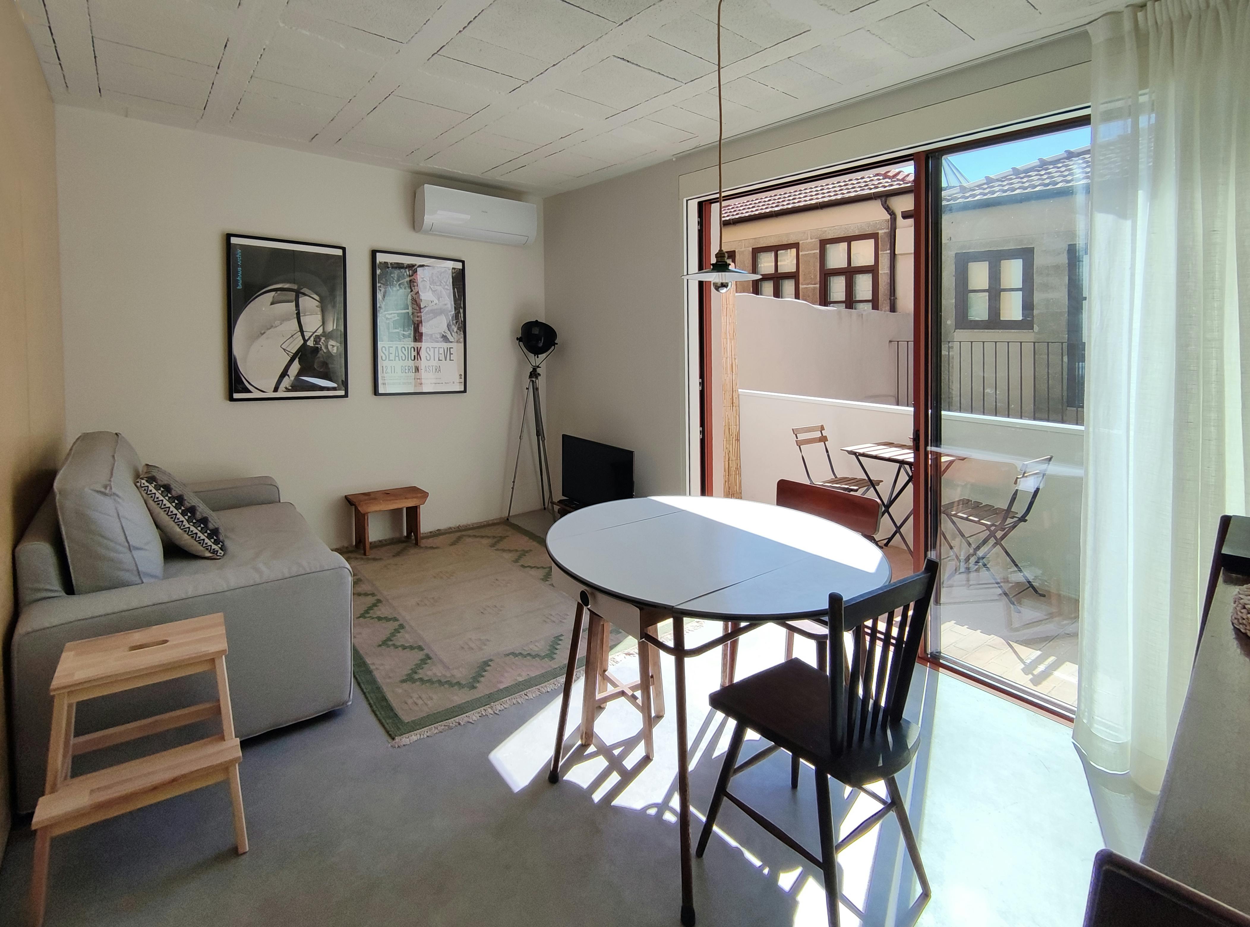 Rua da Laje, Porto preview