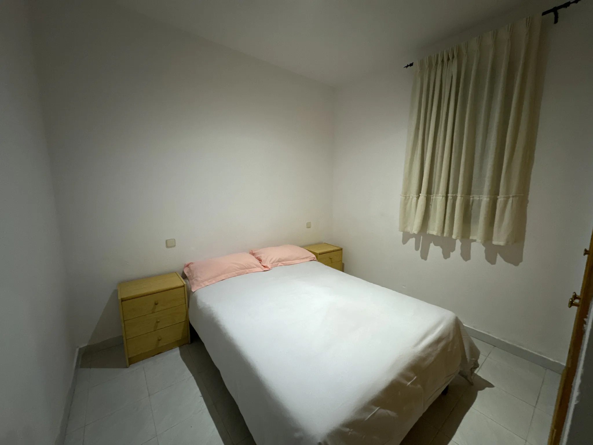 1-Bedroom Apartment in Calle de Andrés Mellado, Madrid (1694123) ROOM 4