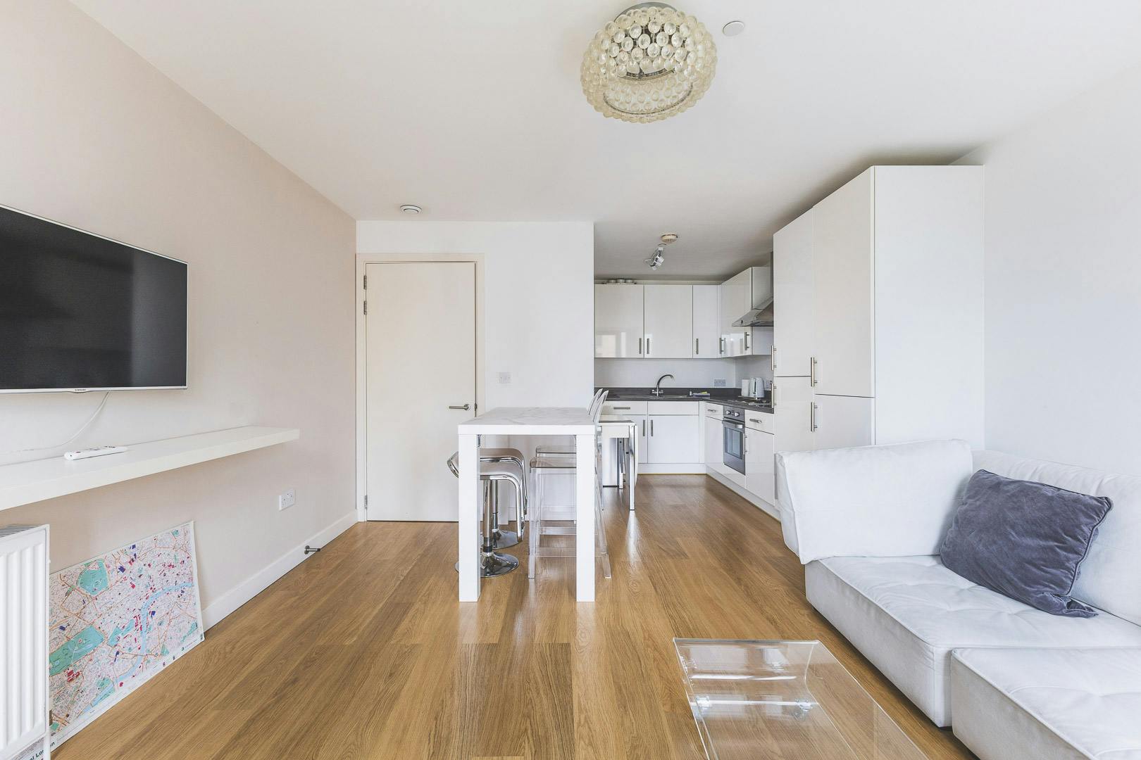 Apartment London, 1 bed — photo 2