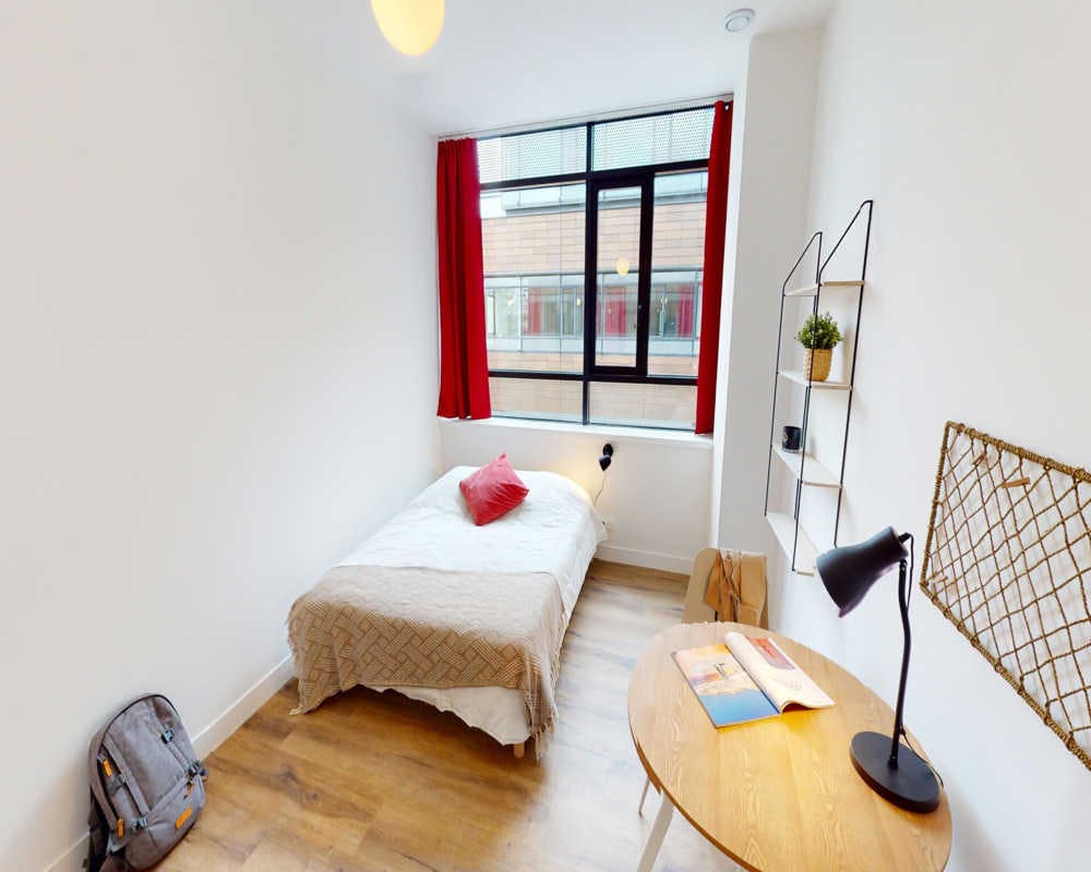 Private room for rent for €950 per month in Asnières-sur-Seine, Avenue Sainte-Anne