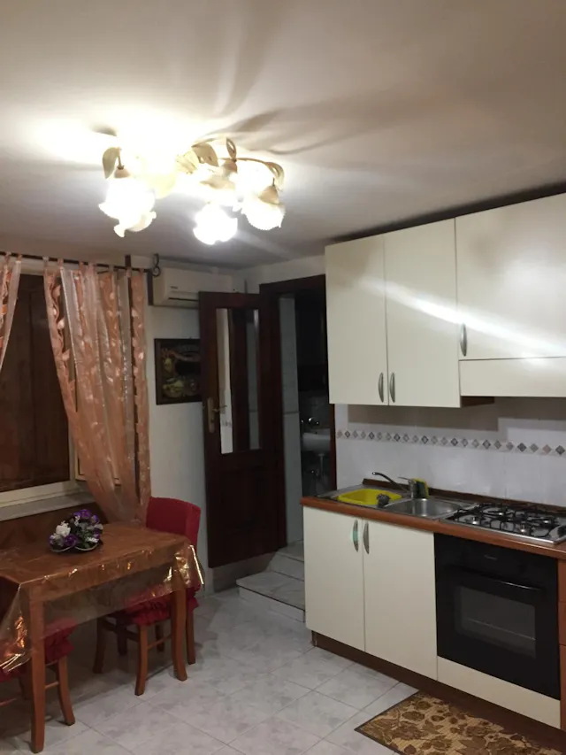 Apartment in Piazza Dante, Naples (1694271) room image 18