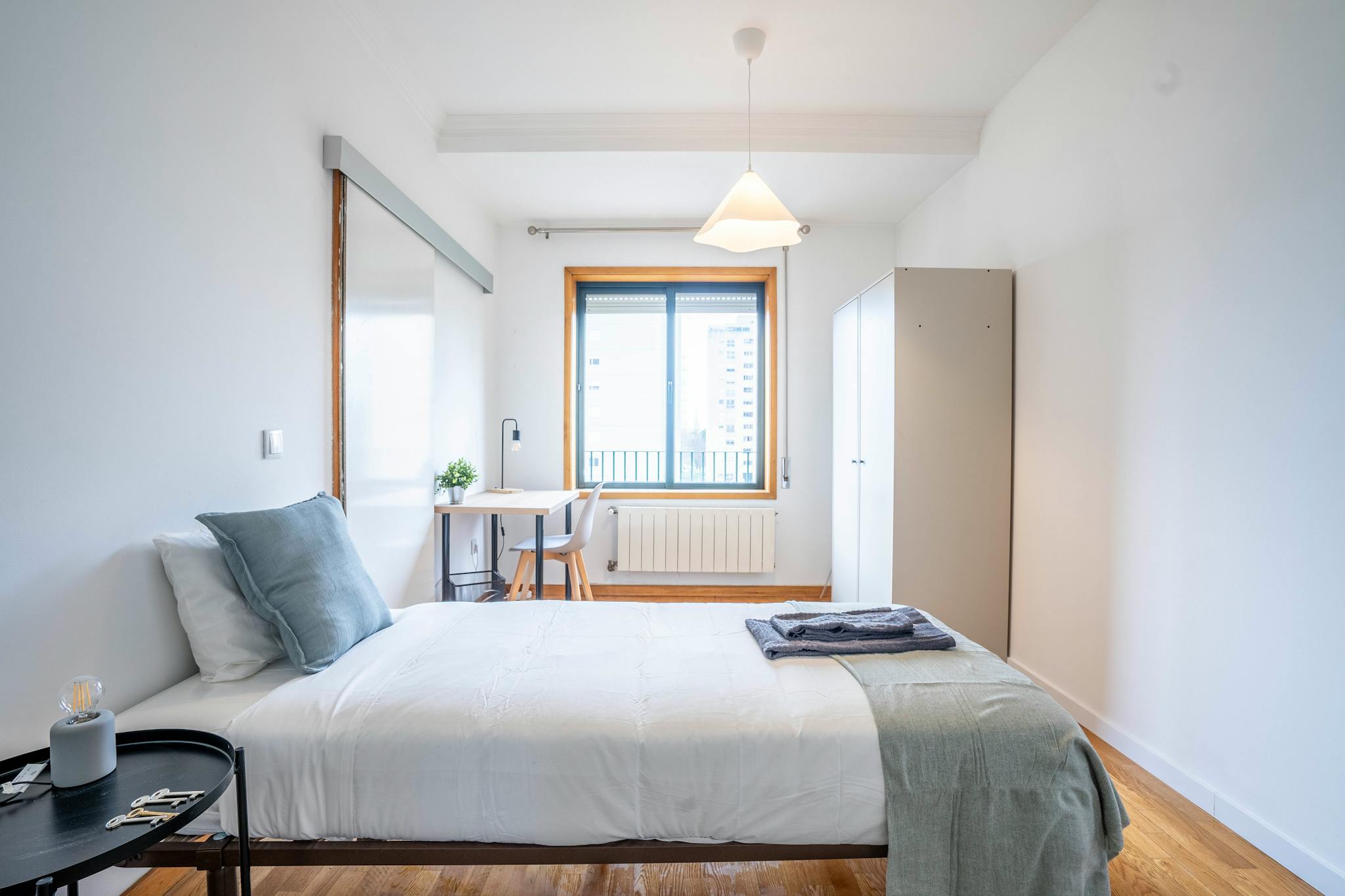 Rua Professor Sousa Júnior, Porto preview