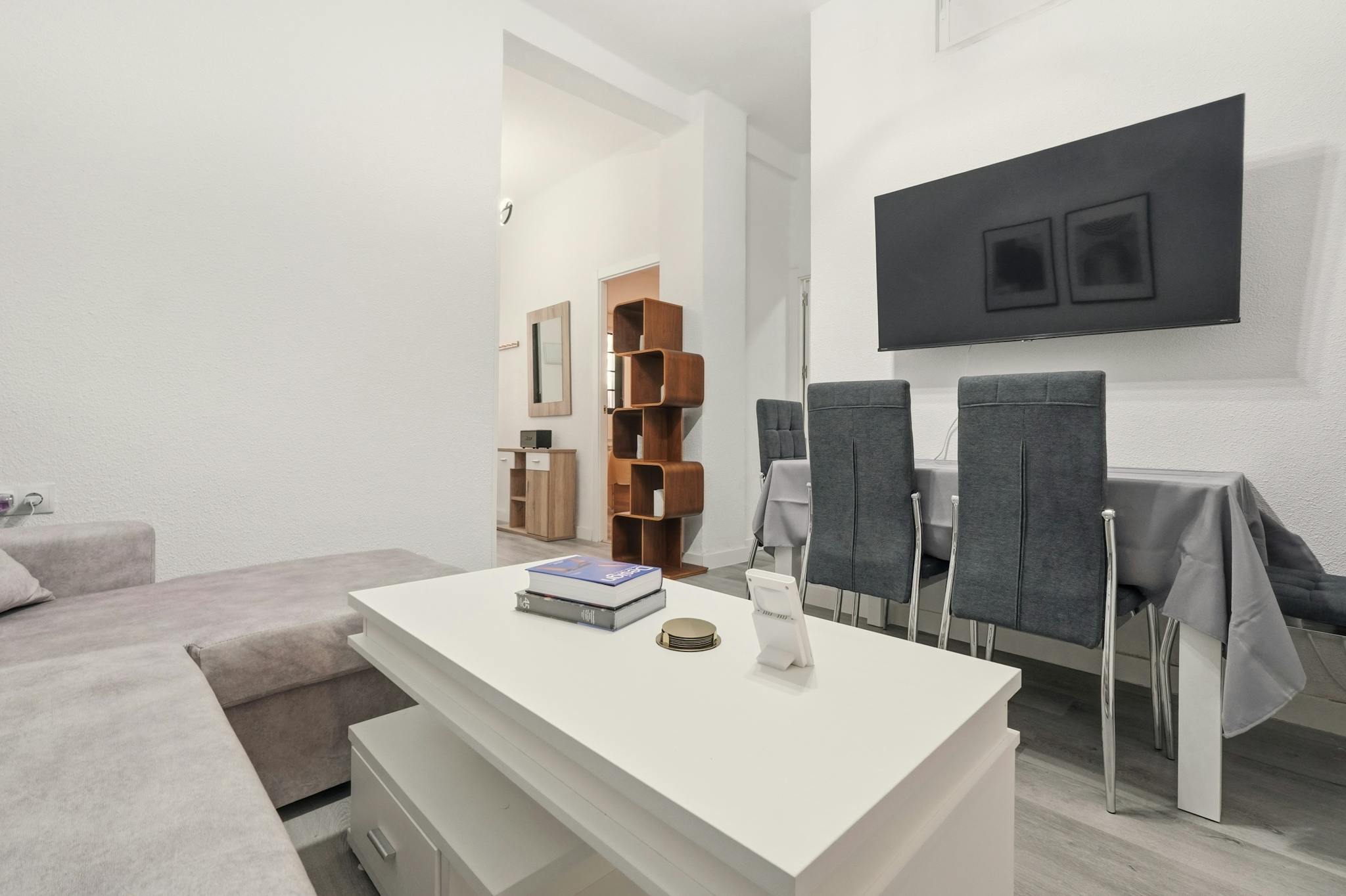 Calle de Oltra, Madrid preview