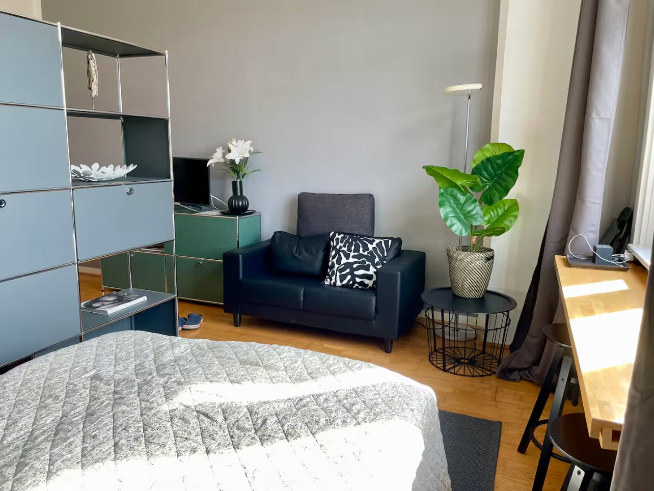 preview gallery tile