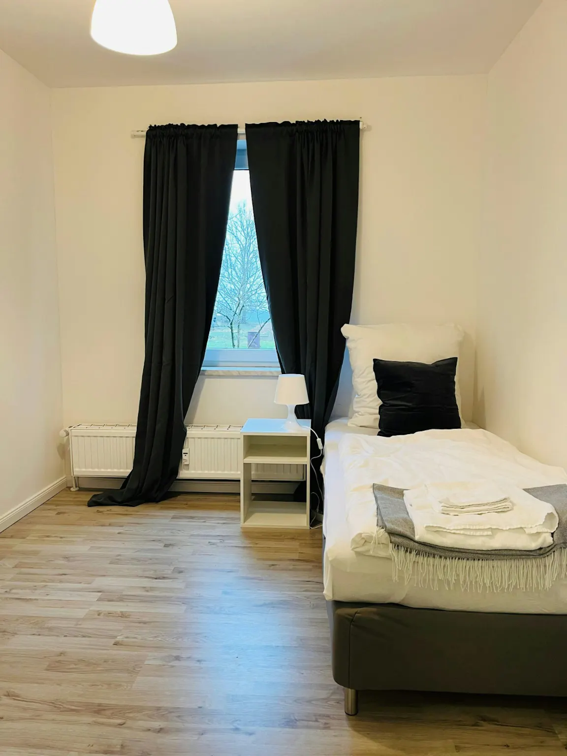 Viechelner Chaussee, Bad Kleinen preview