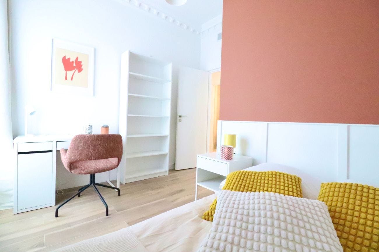 Private room for rent for €700 per month in Nice, Avenue Alfred Borriglione