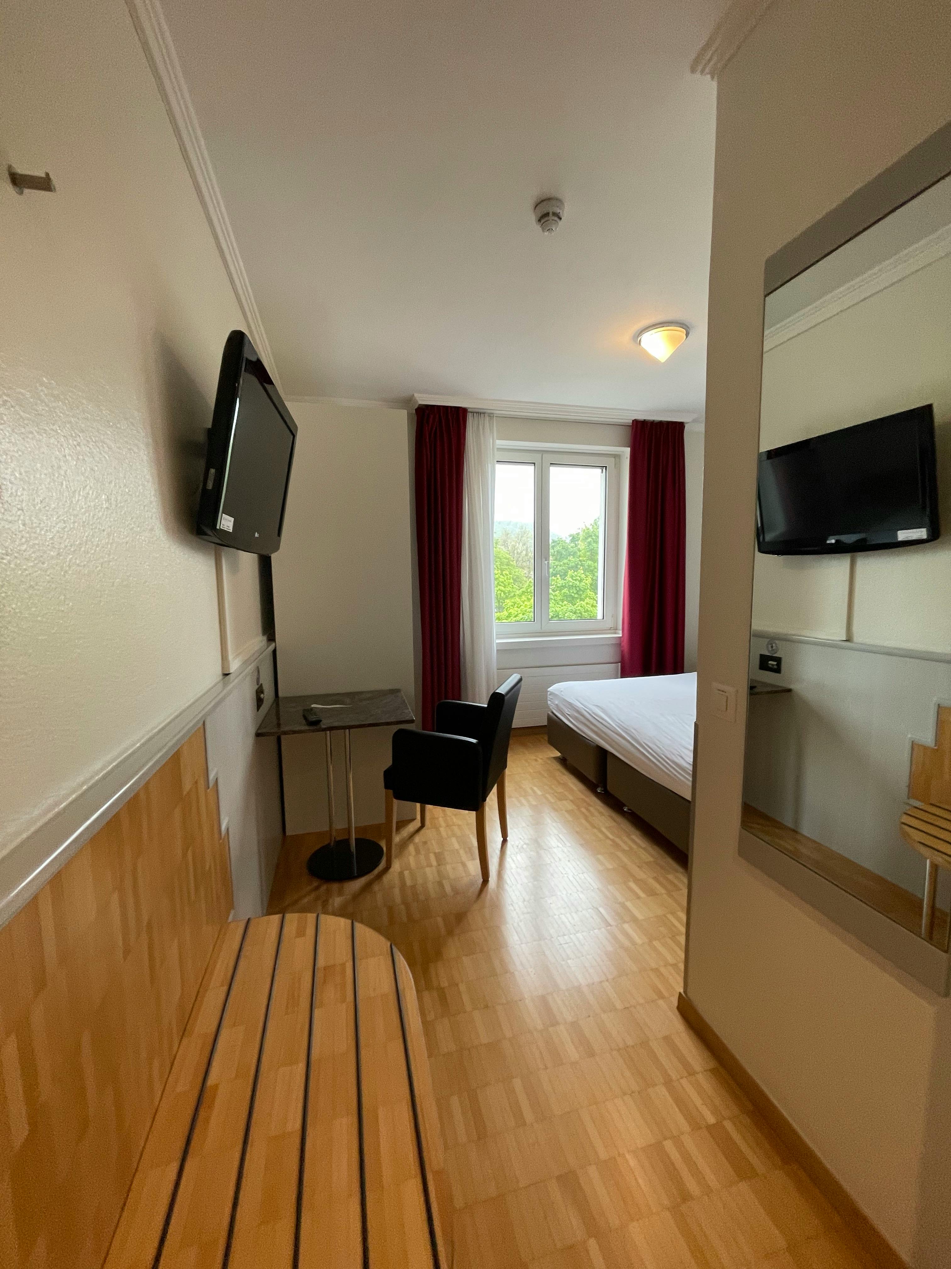 Studio zu mieten für 1.849 CHF pro Monat in Zürich, Schaffhauserstrasse