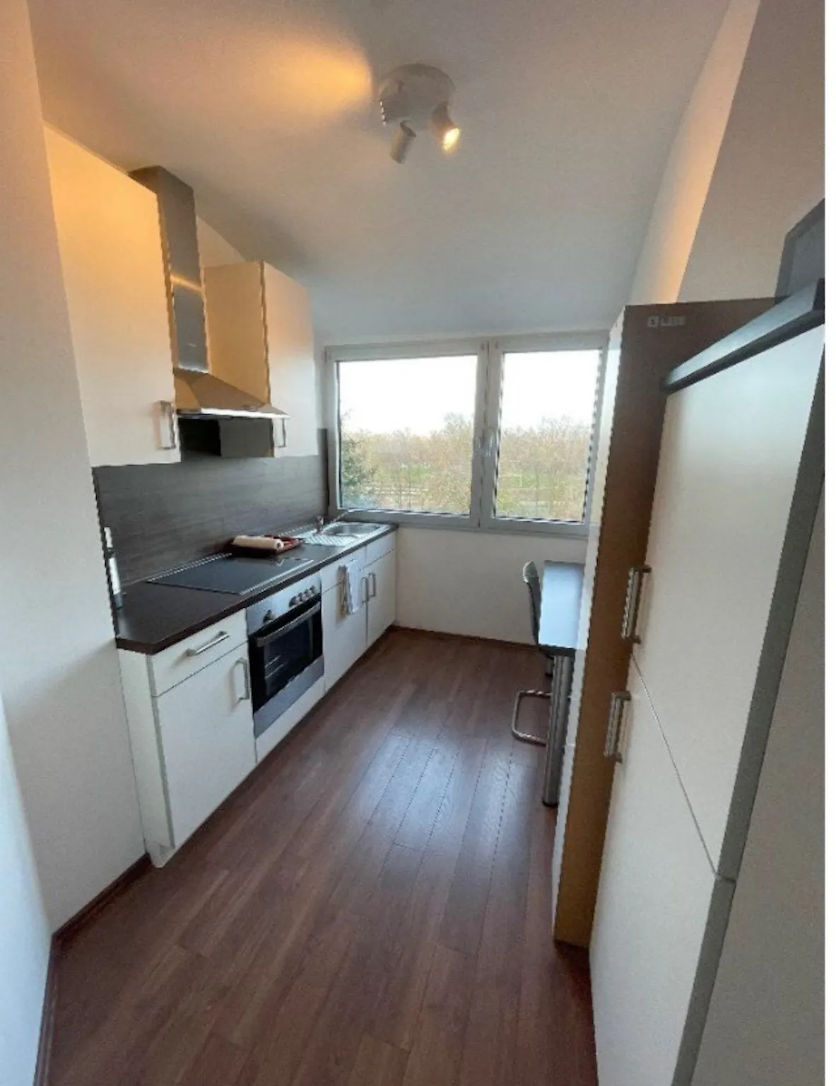 Heerdter Landstraße, Düsseldorf preview