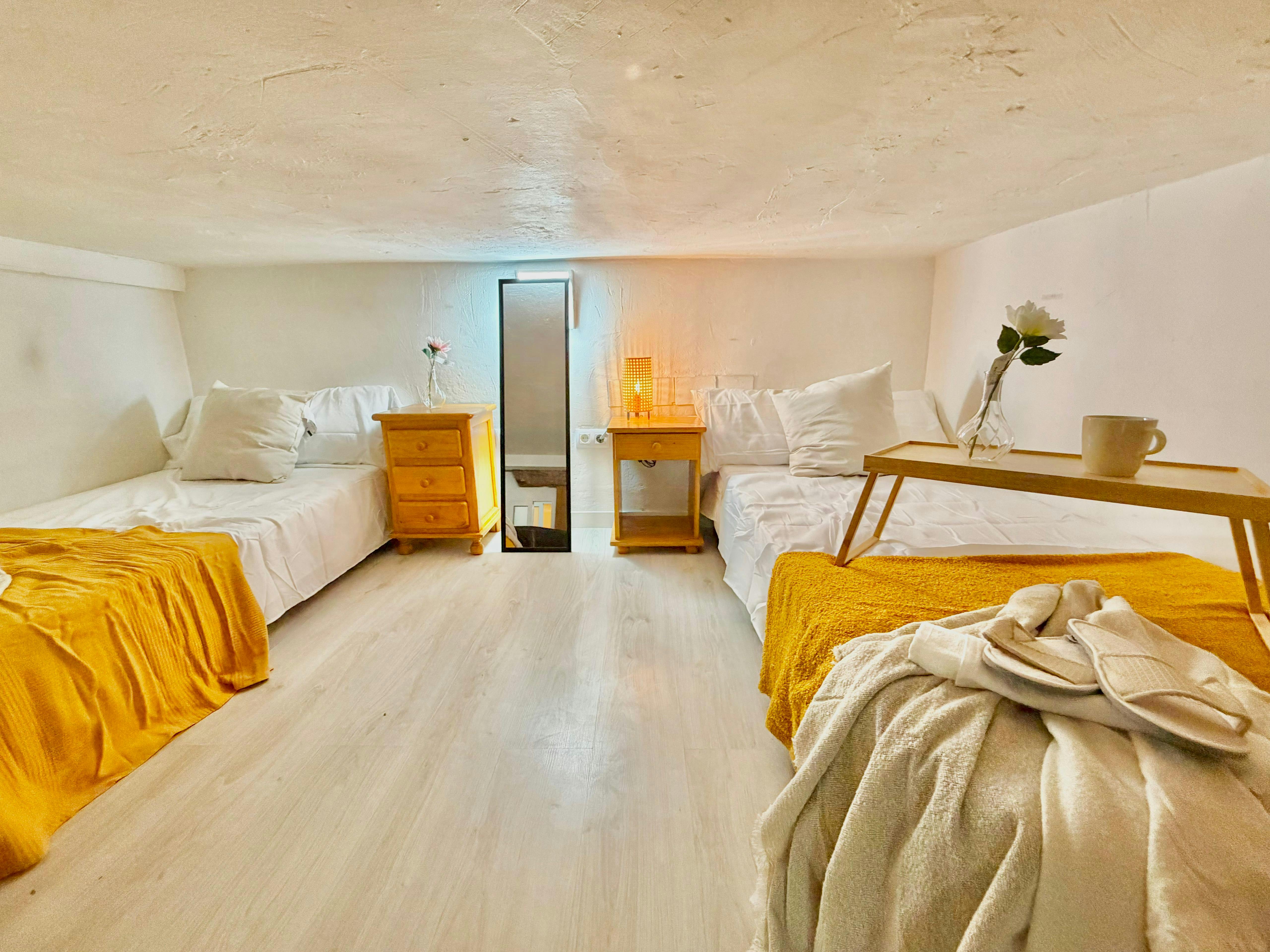 Shared room for rent for €389 per month in Madrid, Calle de Hortaleza