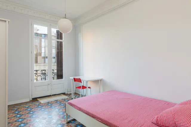 Shared room in Ronda de Sant Pere, Barcelona (1694454) room image 1
