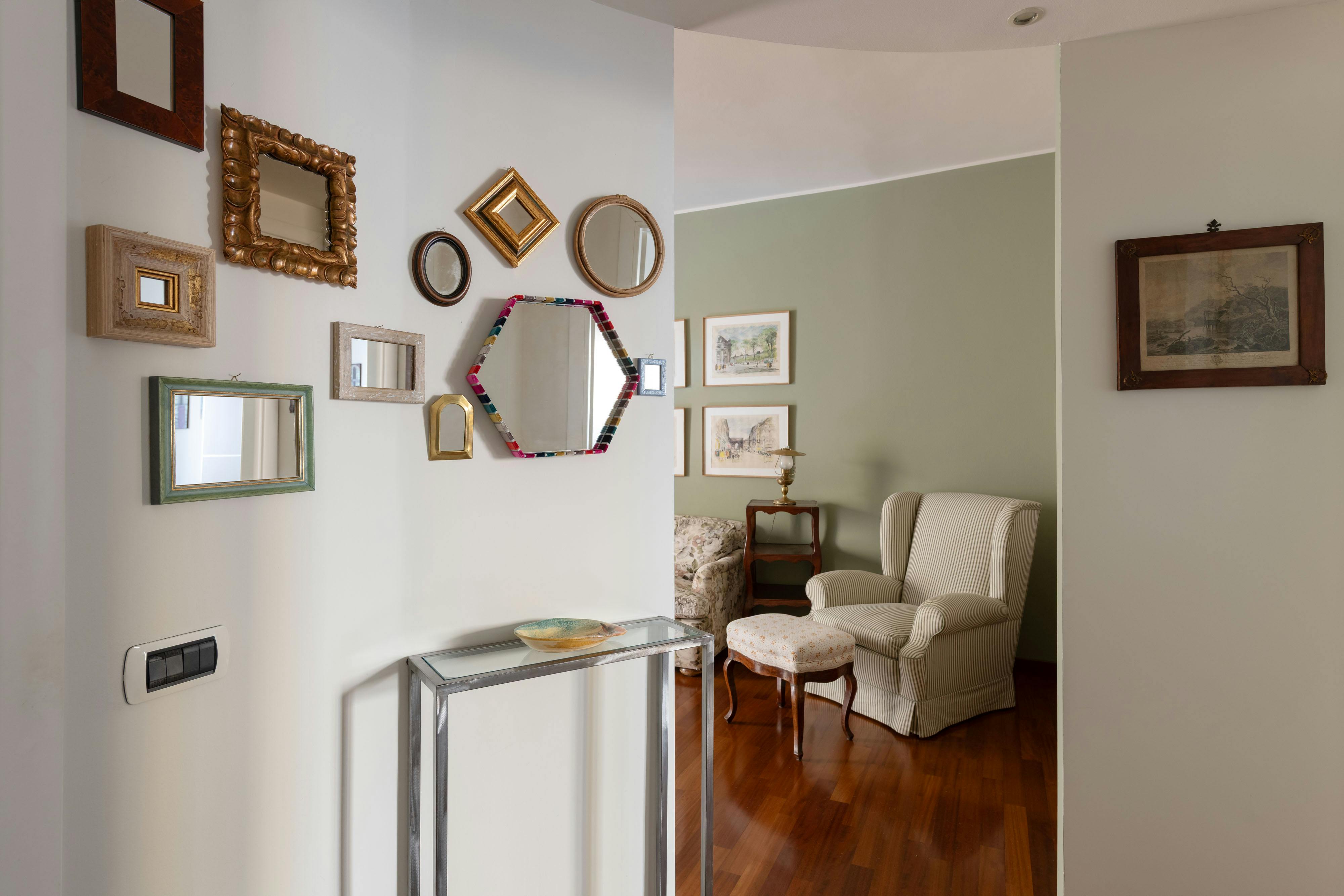 Apartment for rent for €2,800 per month in Milan, Via Roncaglia