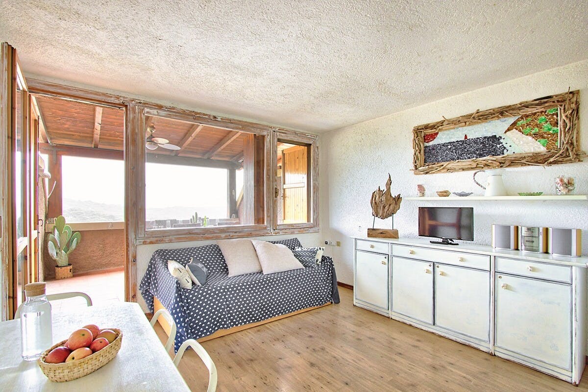 Apartment for rent for €4,000 per month in Cugnana Verde, Località Cugnana Verde