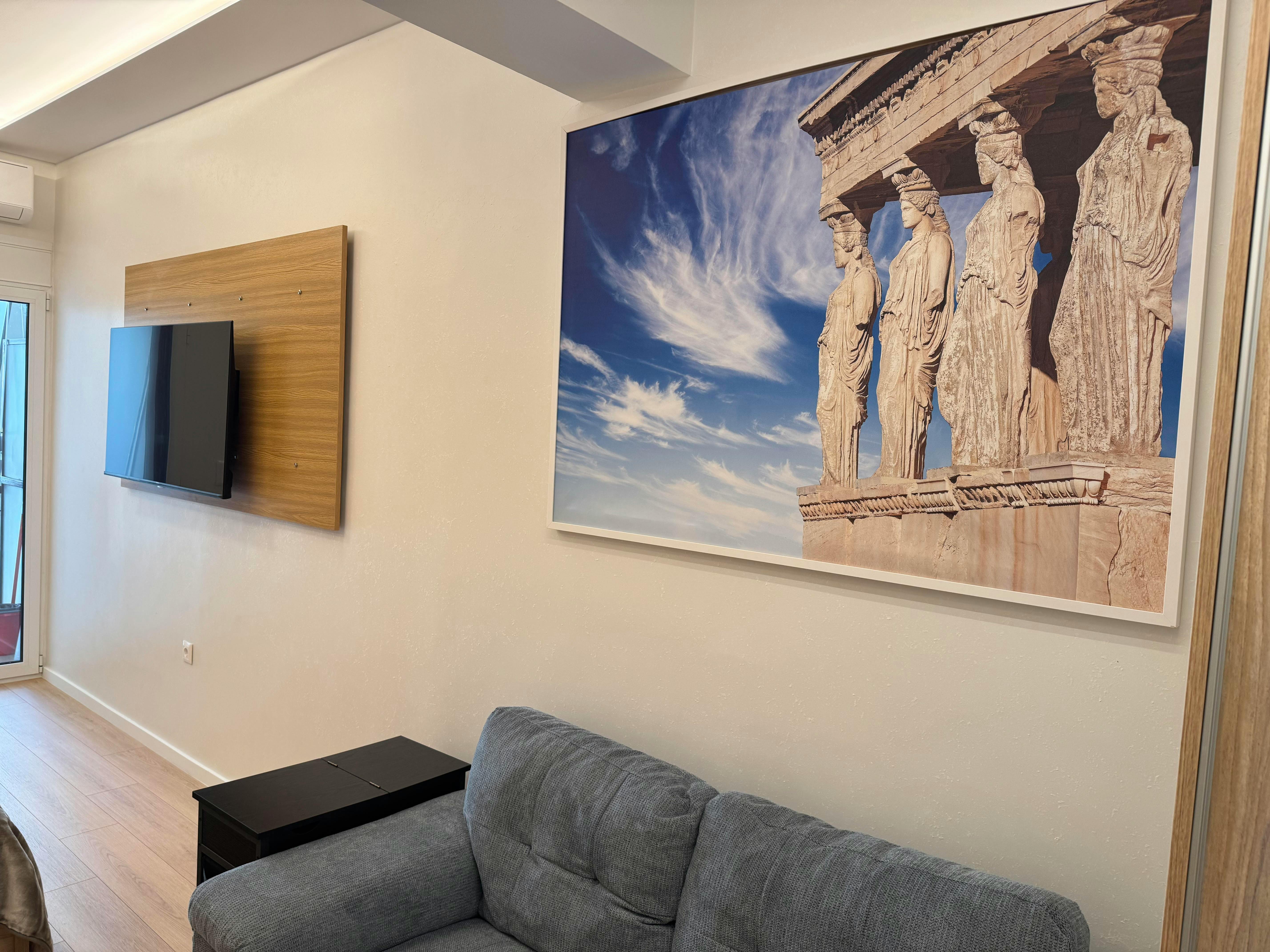 Studio for rent for €820 per month in Dhafní, Ilia Iliou