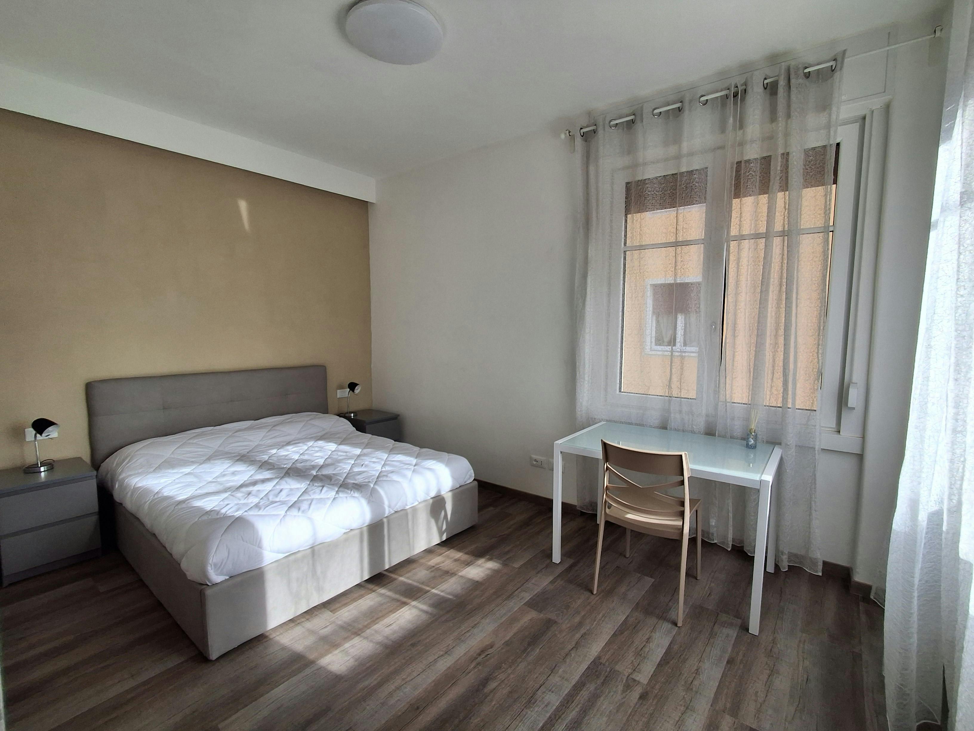 Cameră privată de închiriat pentru 650 EUR pe lună în Trento, Via Edmondo de Amicis
