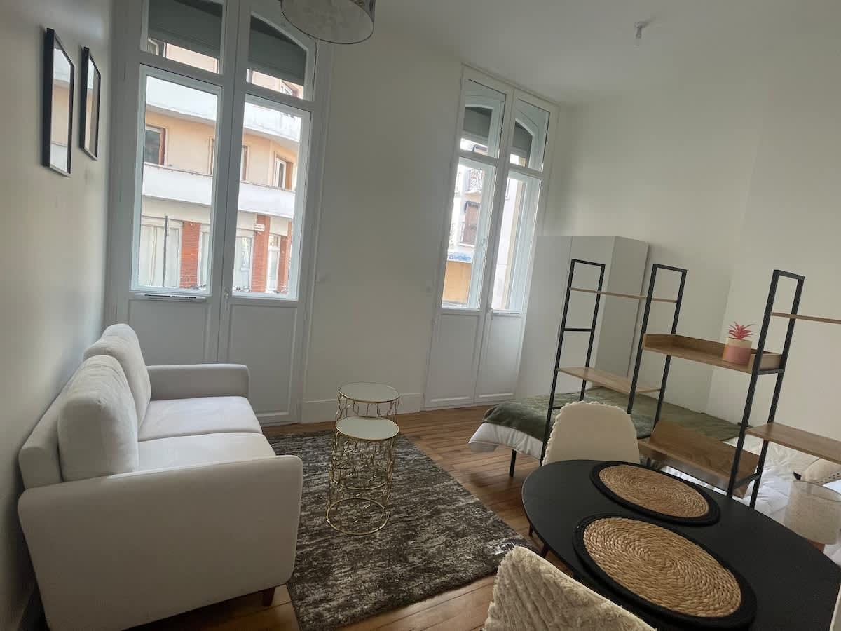 Etta att hyra för 1 711 € i månaden i Toulouse, Rue Raymond IV