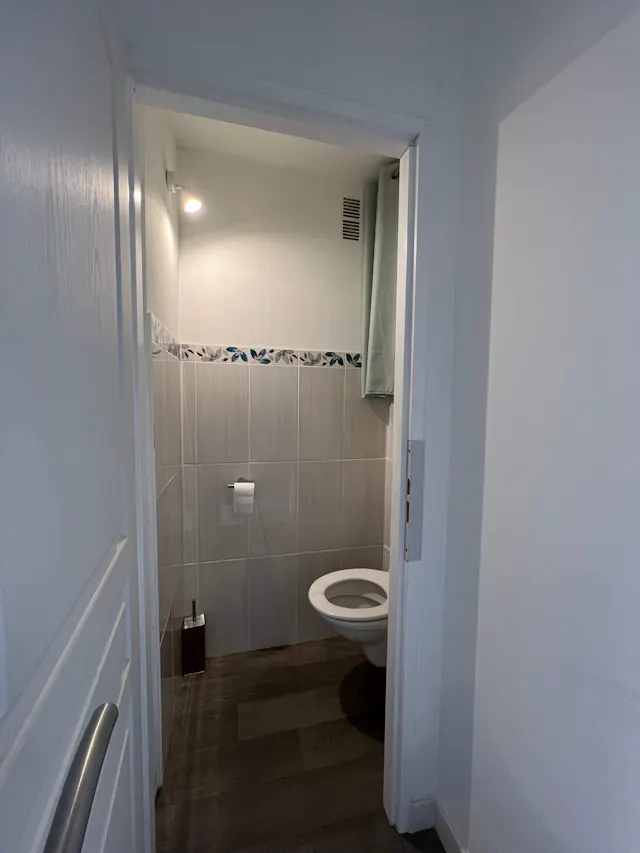 3-Bedroom Apartment in Chemin Tricou, Toulouse (1694604) room image 230