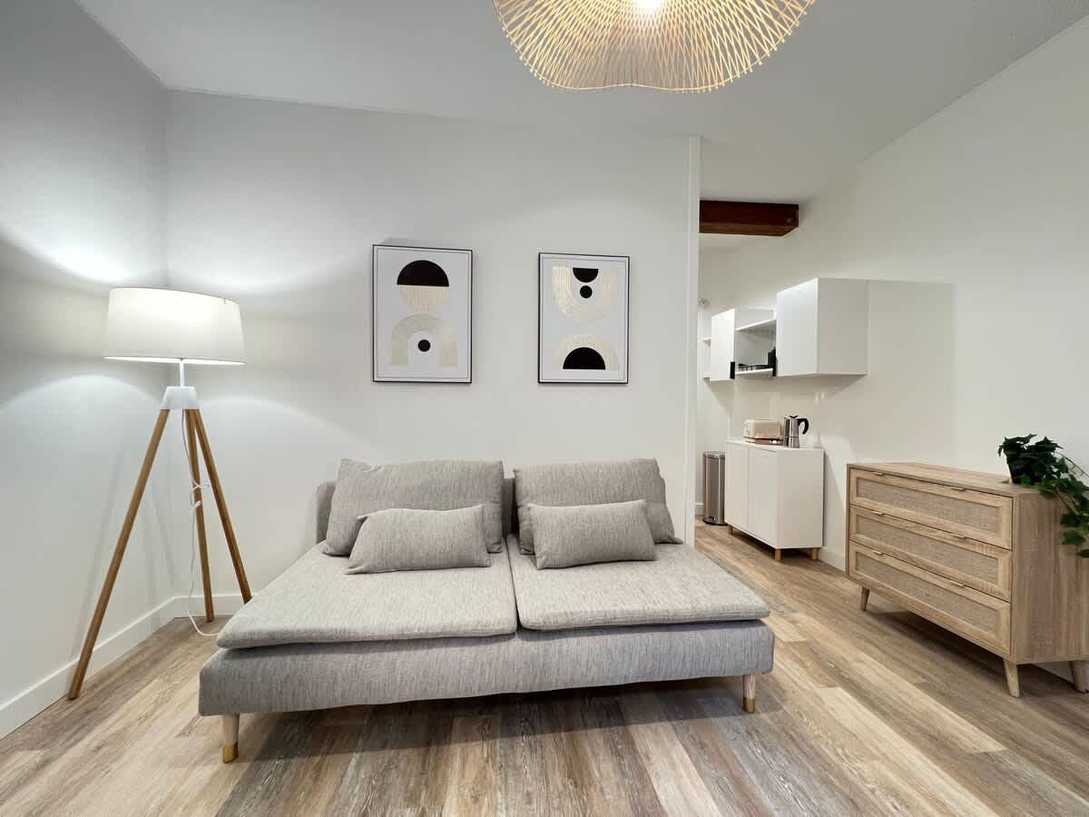 Mieszkanie do wynajęcia za 1823 € miesięcznie w mieście Toulouse, Rue Étroite