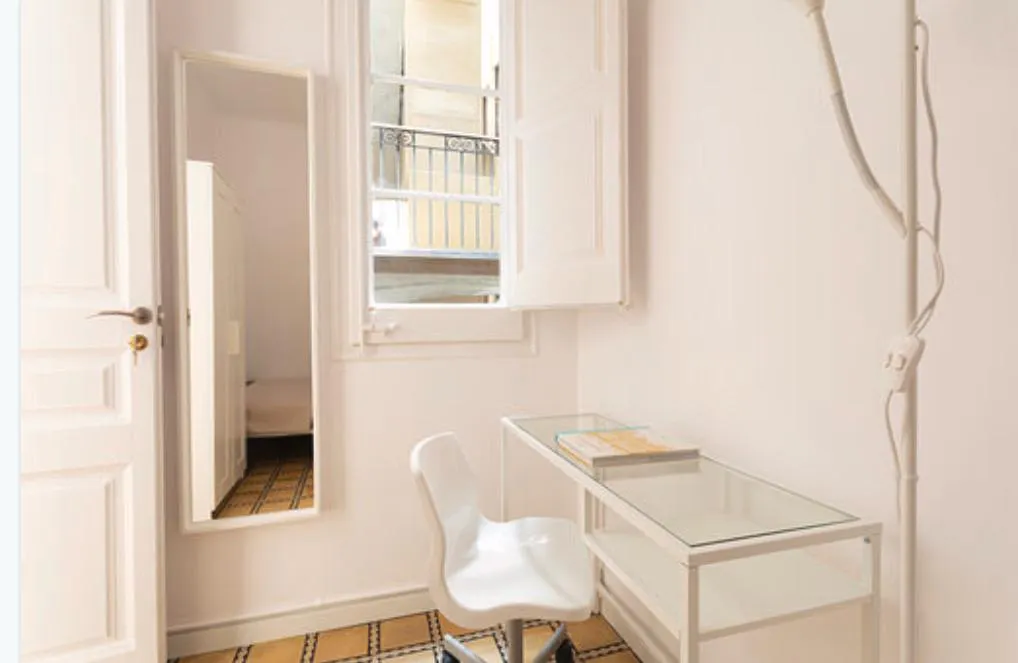 Private room in Carrer de Gombau, Barcelona (1694623) ROOM 2