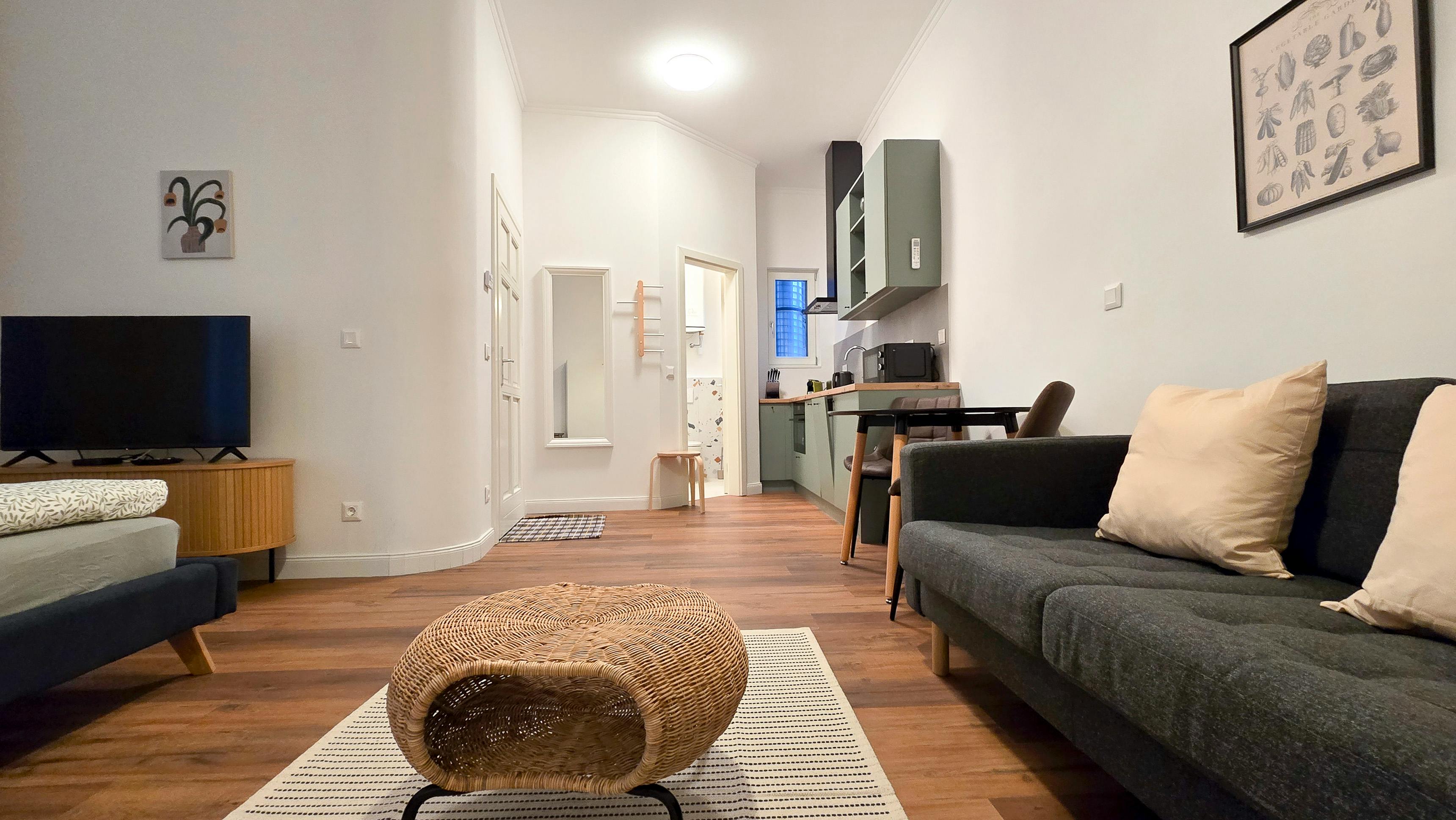 Dessewffy utca, Budapest preview