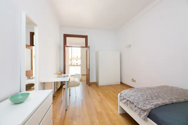 Private room in Carrer de la Diputació, Barcelona (1694670) room image 1