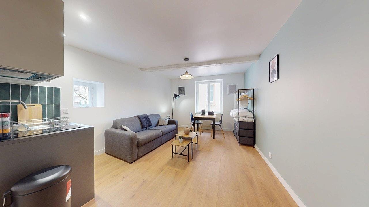 Studio for rent for €780 per month in Lyon, Grande Rue de la Guillotière