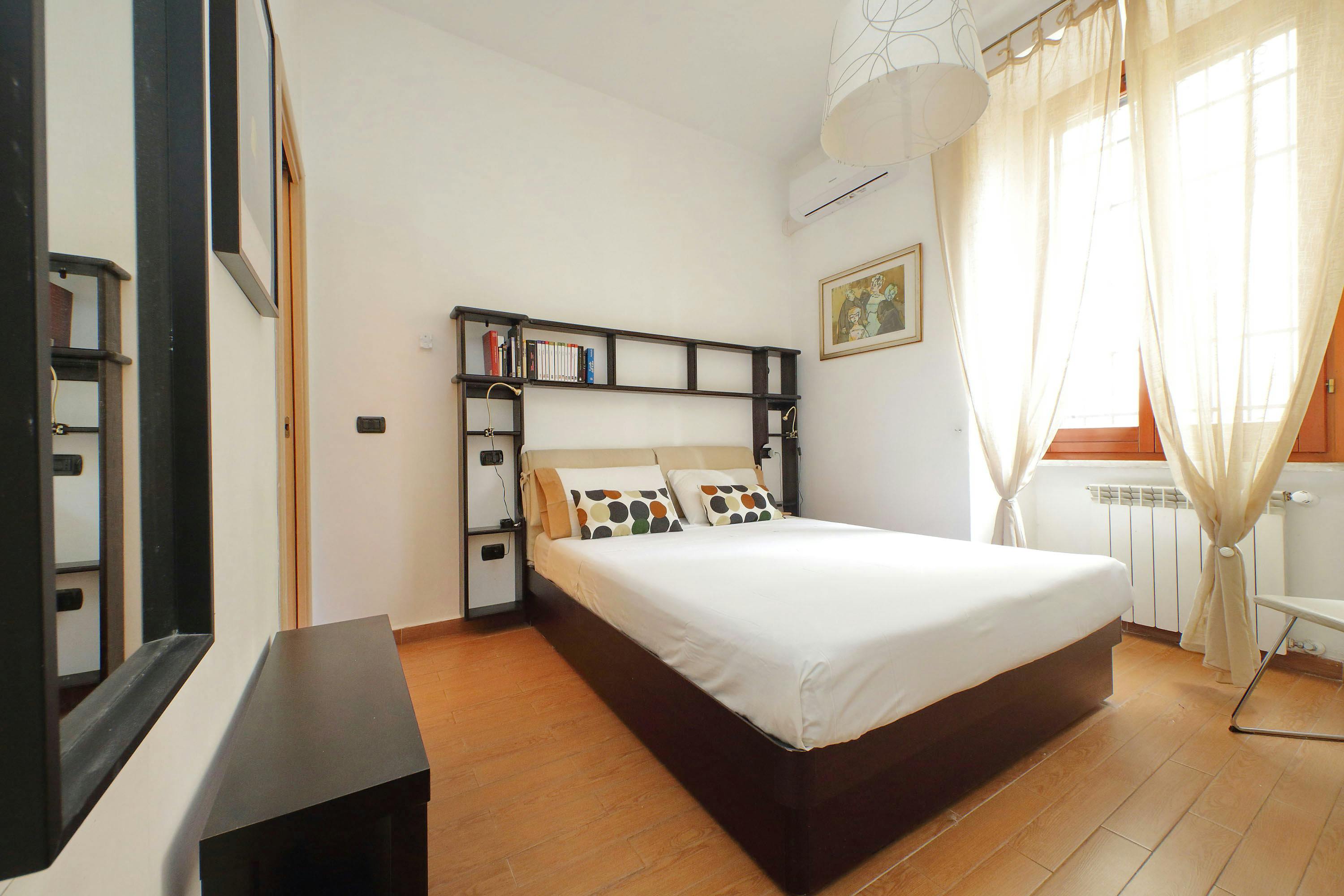 Apartment Rome, 2 beds — photo 11