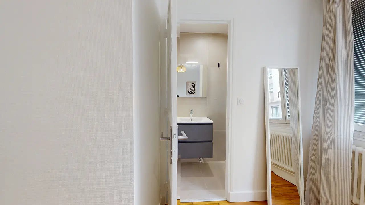 Rue Paul Verlaine, Villeurbanne preview