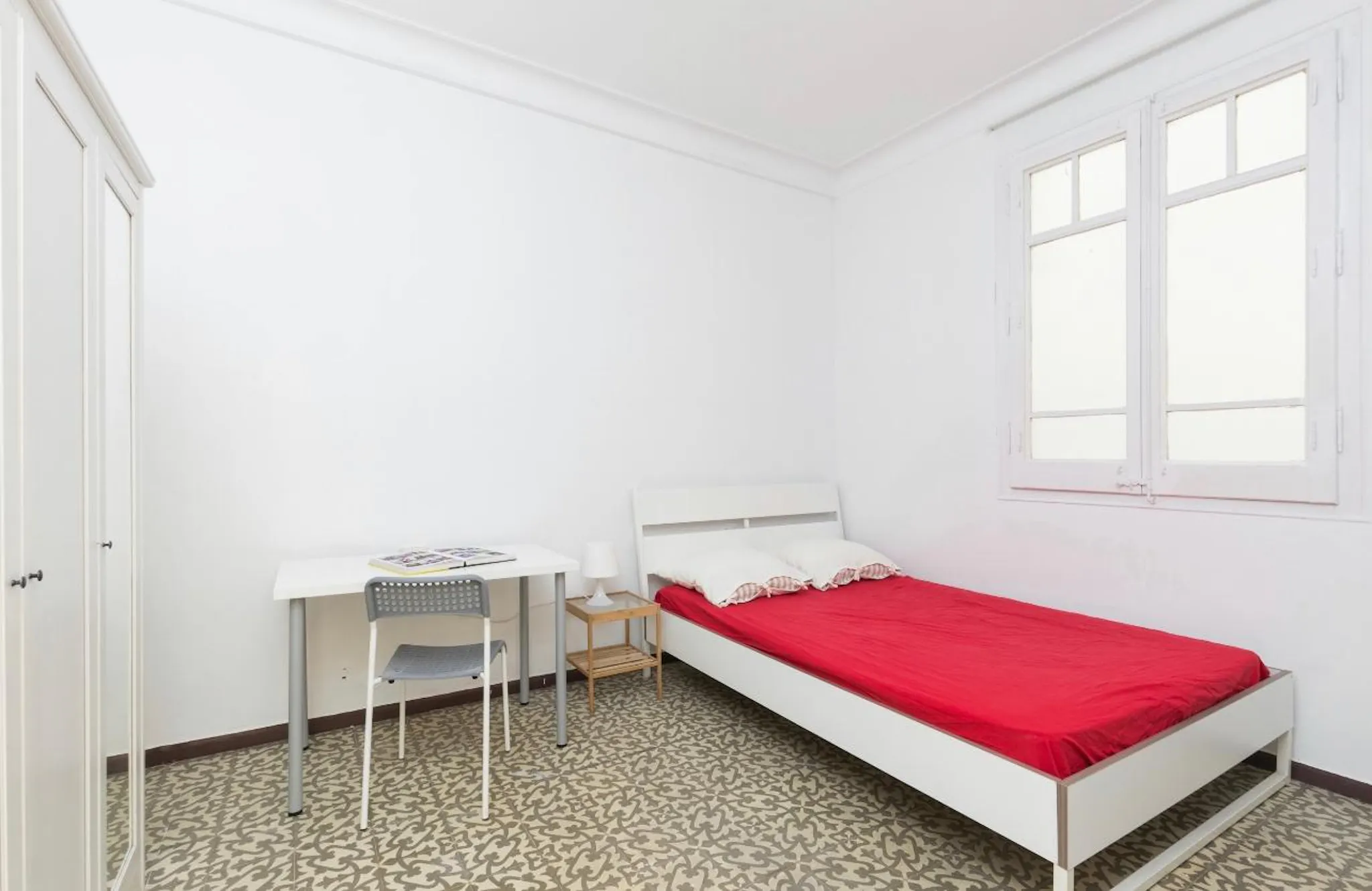Carrer de Casanova, Barcelona preview