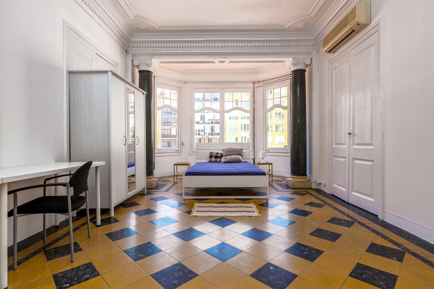 Single room Barcelona, 1 bed, 14m² — photo 1