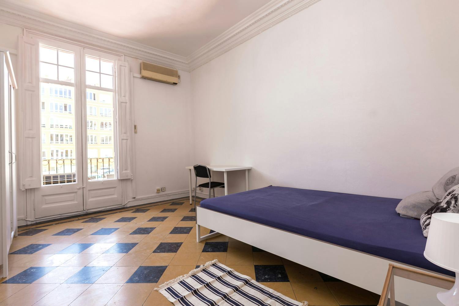 Carrer de Roger de Llúria, Barcelona preview