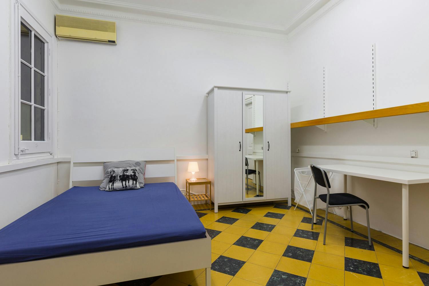 Carrer de Roger de Llúria, Barcelona preview