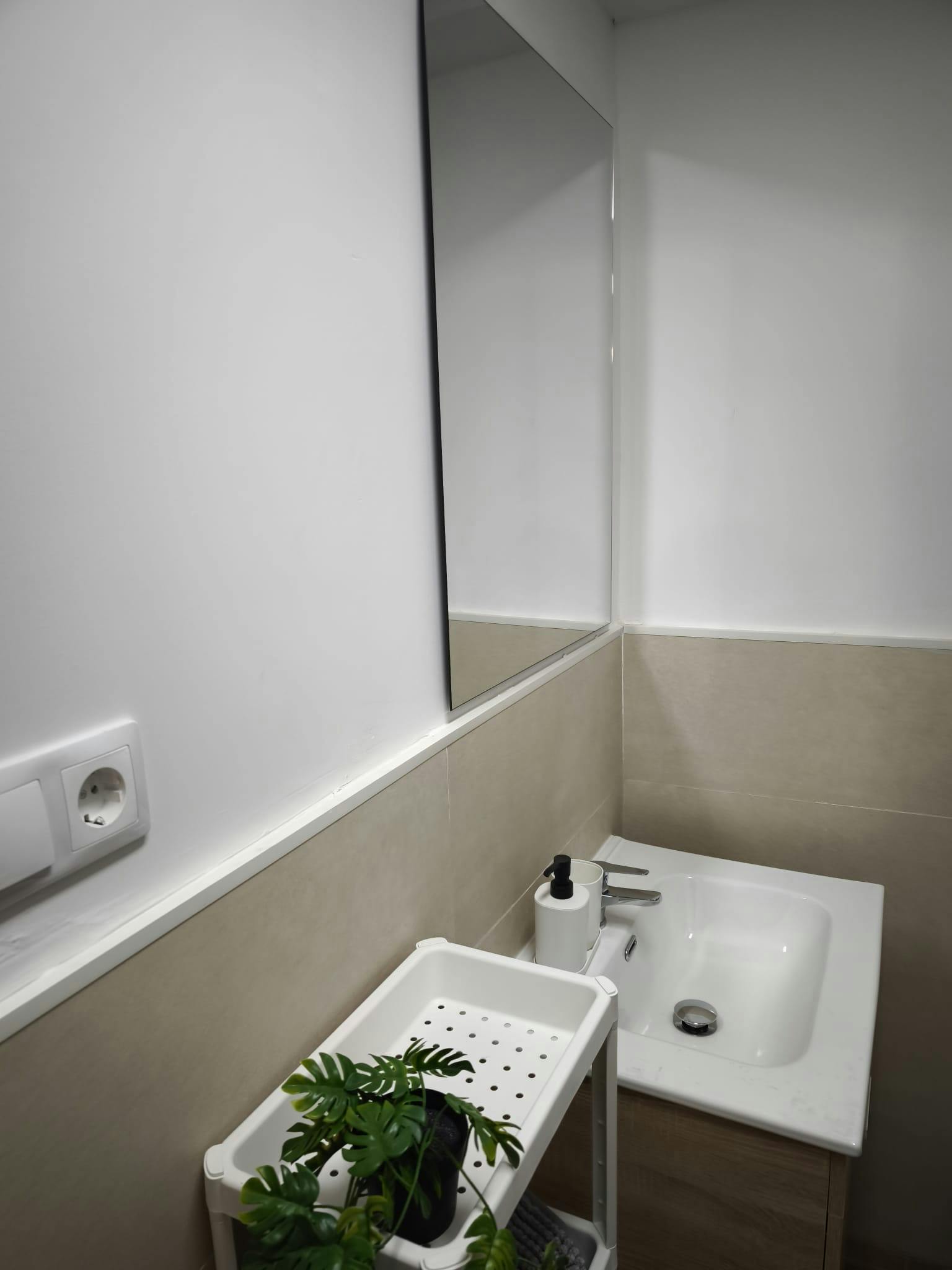 Single room Benetússer, 1 bed, 6m² — photo 8