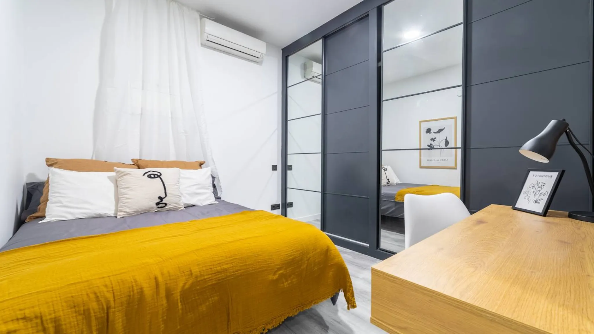 Calle del Olivar, Madrid preview